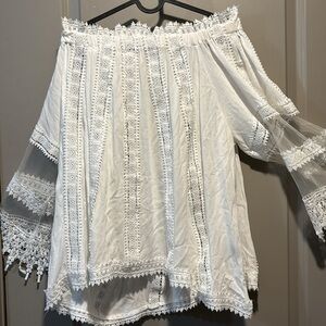 VICI off shoulder top medium